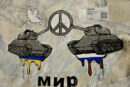 ‘Pace’, la nuova opera di Laika sulla crisi in Ucraina