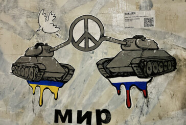 ‘Pace’, la nuova opera di Laika sulla crisi in Ucraina